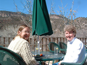 Lissa and Janis on the patio at the Laughing Lizard